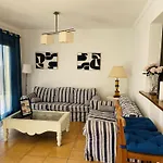 Tamango Hill Apartment *