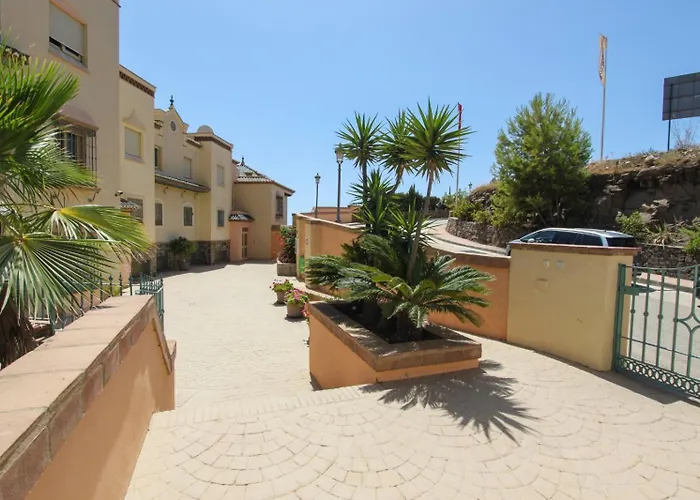 Апартаменты Tamango Hill *